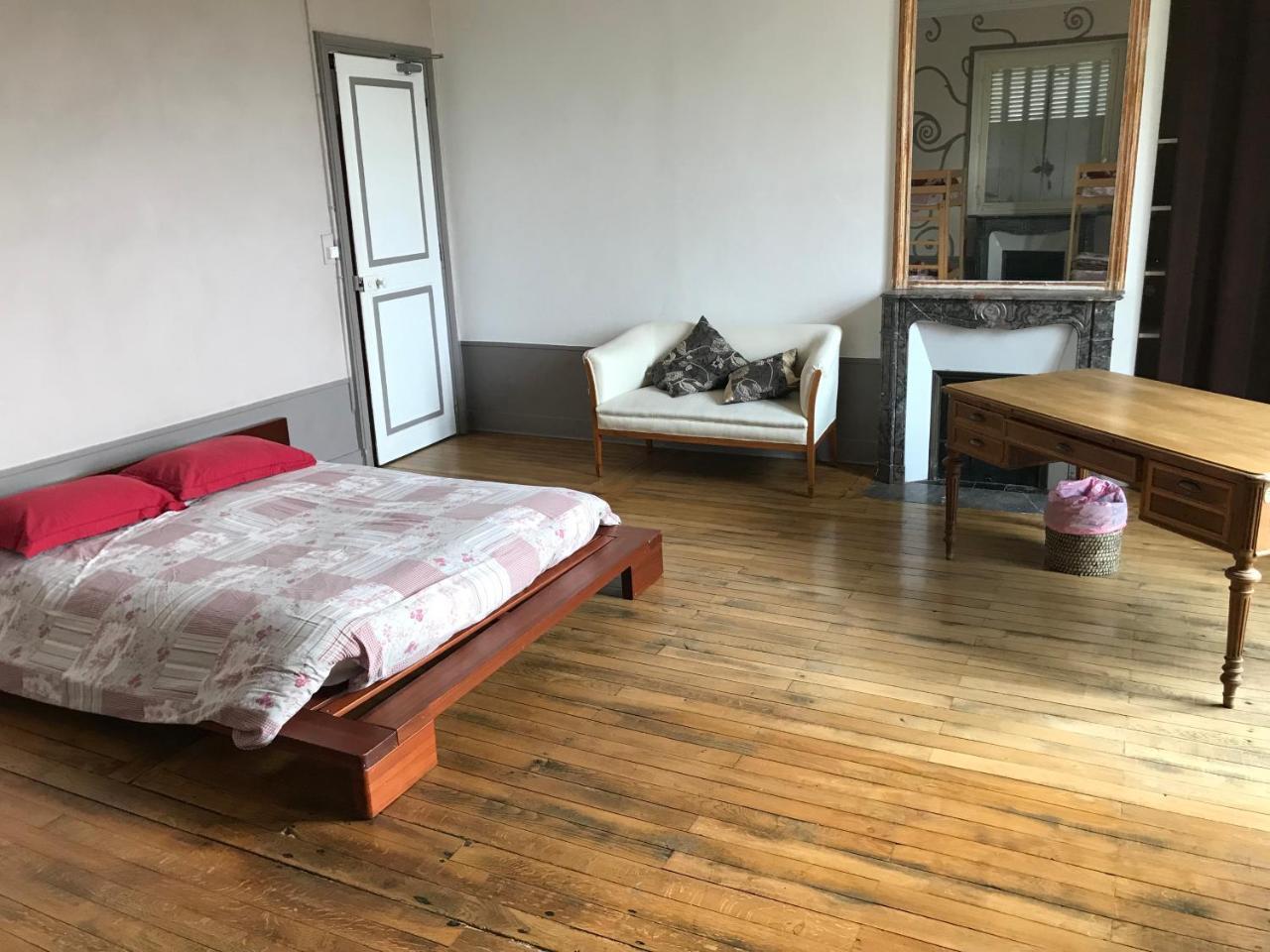 Domaine De Chaligny Hostel Saint-Hilaire-en-Morvan Екстериор снимка